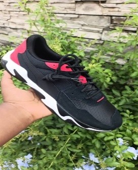 Puma Sneakers — Modèle 001