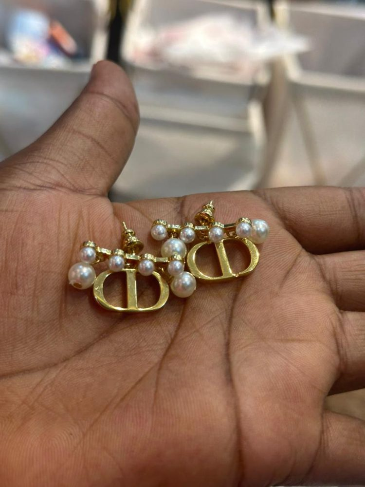 Boucle D'Oreille — visuel 1