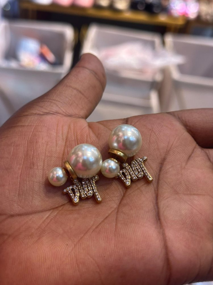Boucle D'Oreille — visuel 1