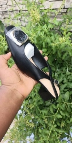 Escarpin Ouv Cuir Noir — visuel 2