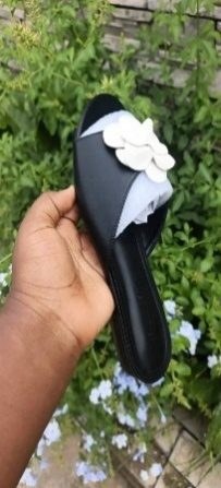 Babouche Blanc/Noir