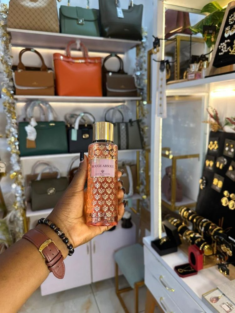 Brume Rouge Absolu — visuel 2