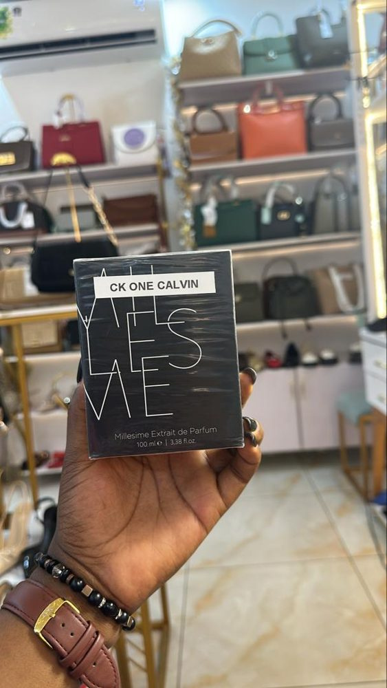Parfum One Ck 246 — visuel 1