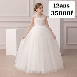 Robe Fille Blanche Dentelle Haut — visuel 1