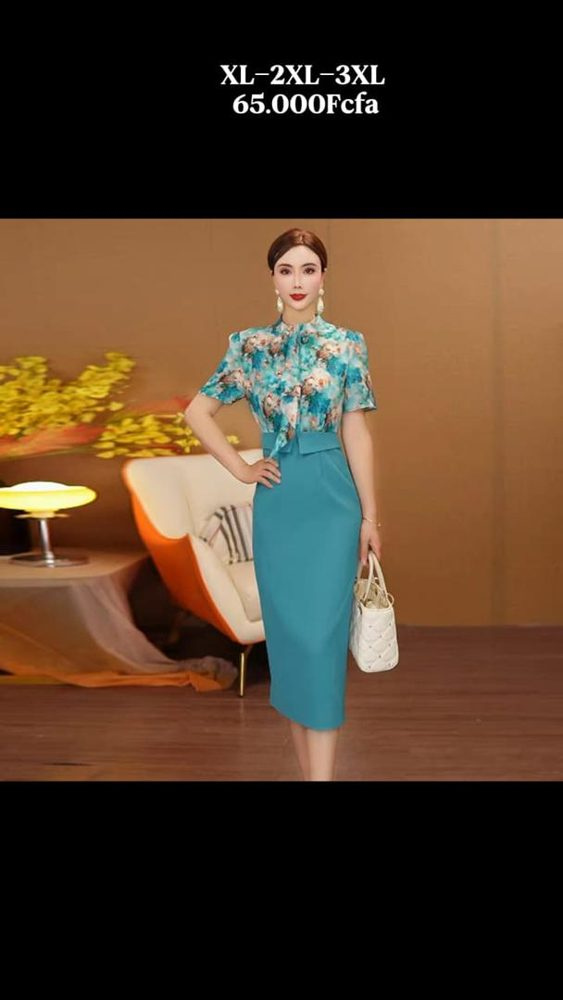 Robe Bleu Turquois Fleuri — visuel 1