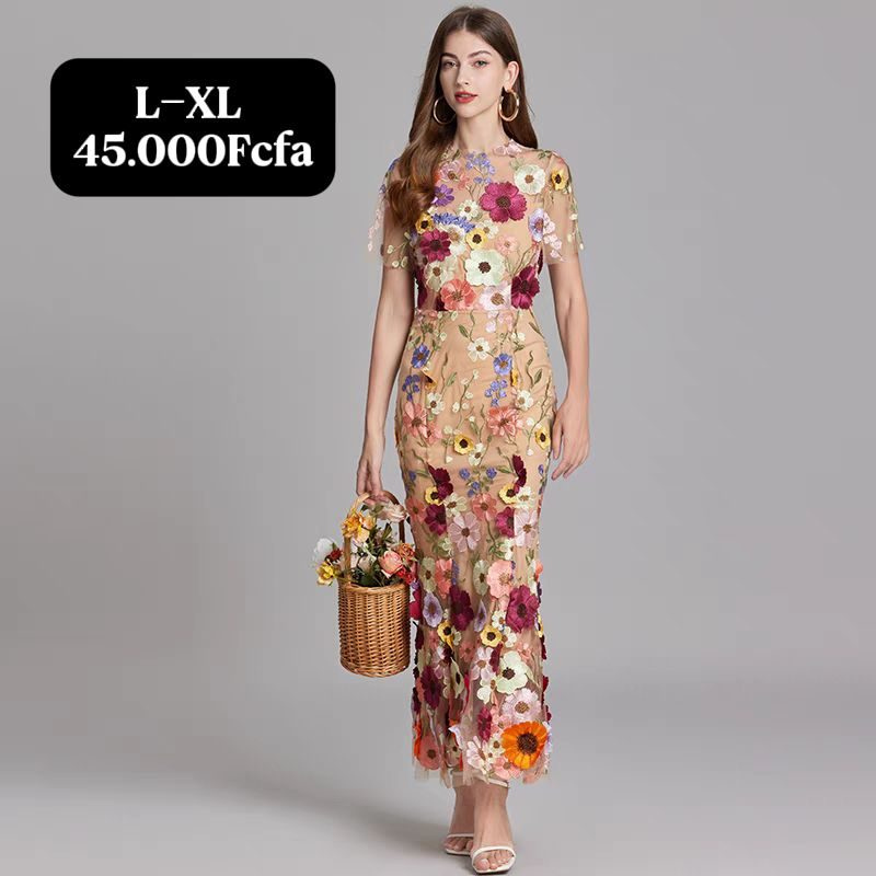 Robe Marron Fleuri — visuel 1