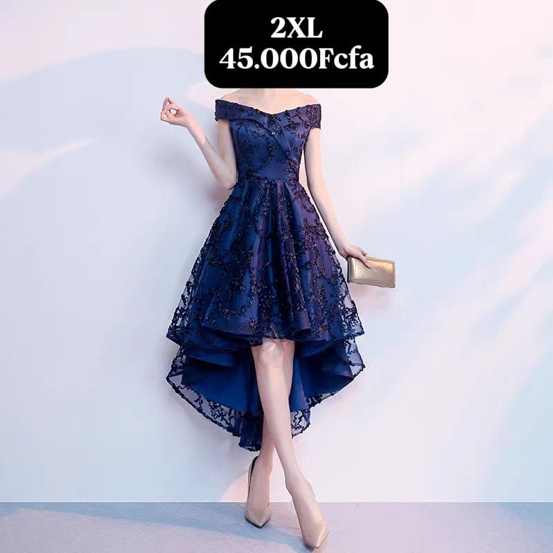 Robe Bleu Nuit Dentelle