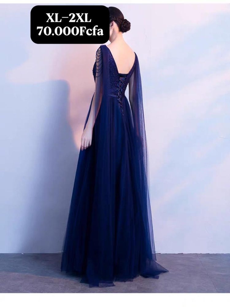 Robe Bleu Nuit Longe Manche — visuel 1