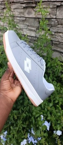 Sneakers Grise — visuel 1