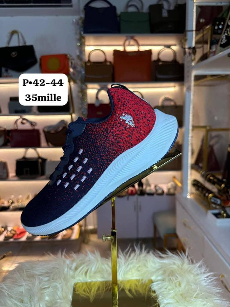 Sneakers Noir Rouge Point — visuel 1